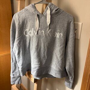 Cropped Calvin Klein Sweatshirt with Hoodie